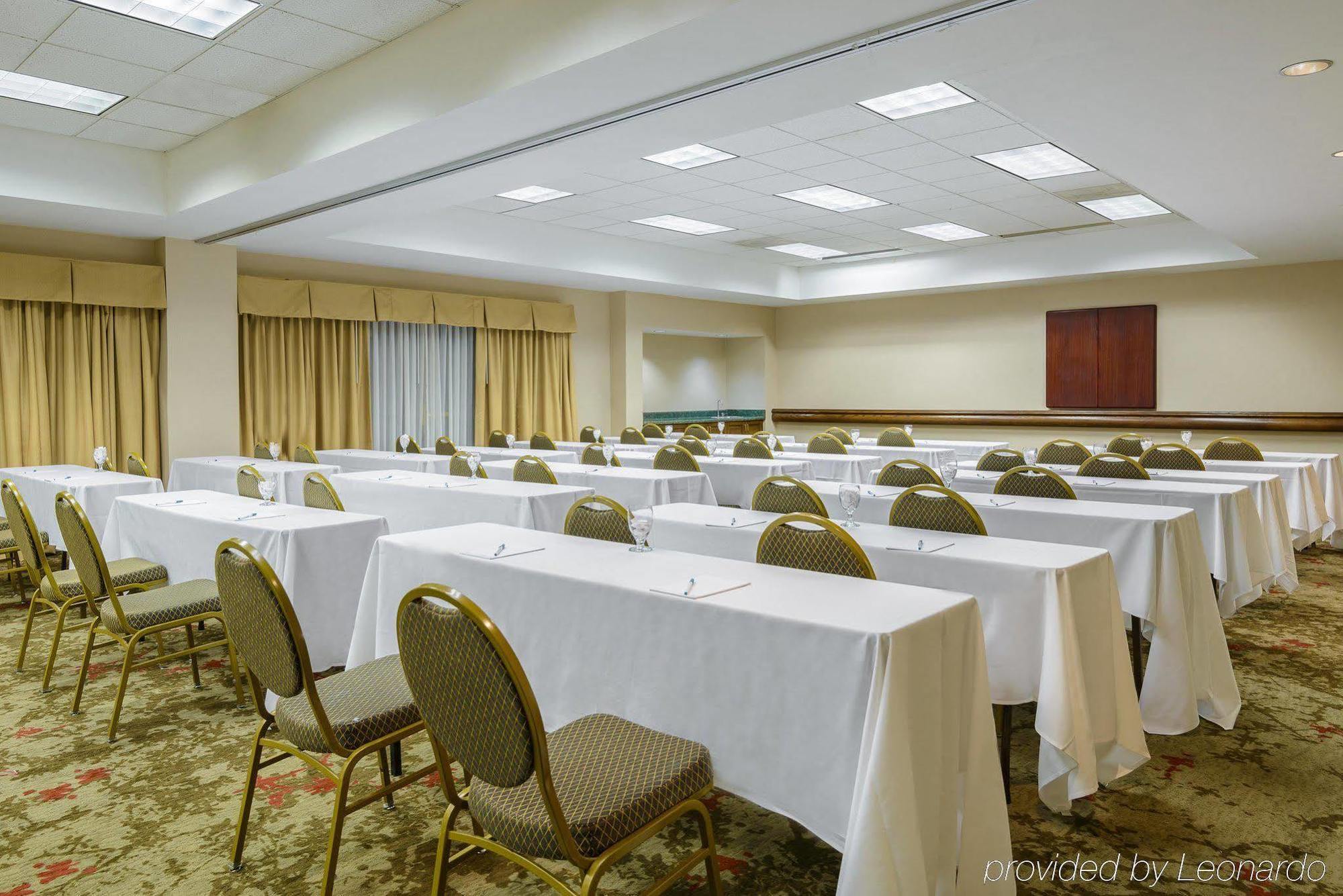 Homewood Suites By Hilton Raleigh/Crabtree Valley Экстерьер фото