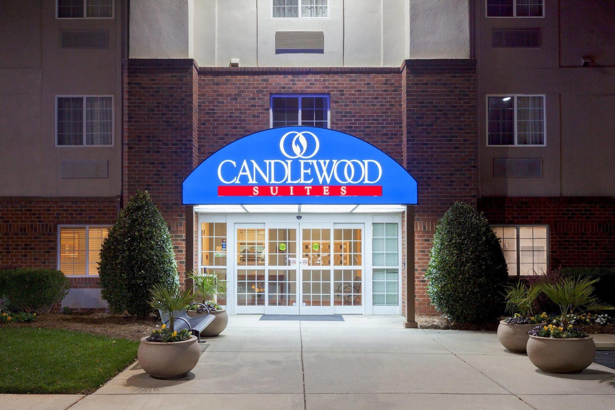 Homewood Suites By Hilton Raleigh/Crabtree Valley Экстерьер фото